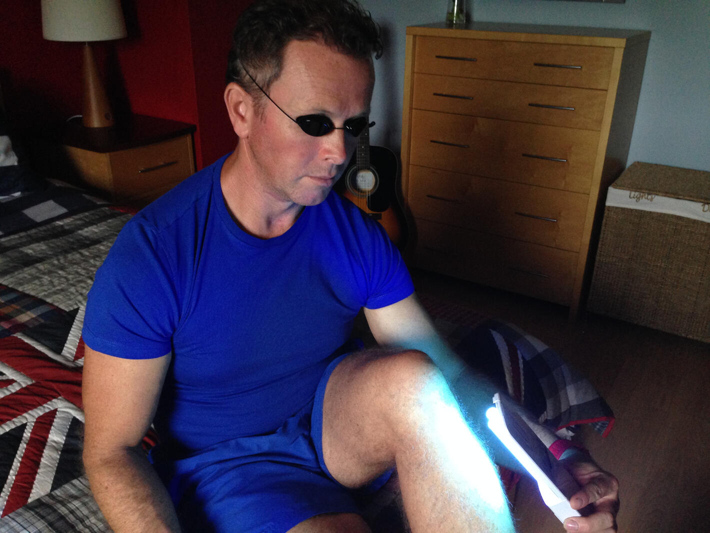 e60, PHILIPS twin tube rated 9w UVB Narrowband Lamp